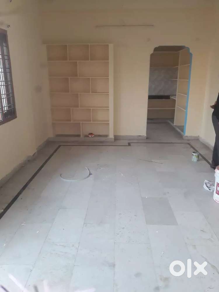 Independent  portion  2bhk  1st  floor  gunrock  enclue  karkhana