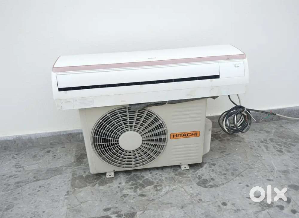 Hitachi non inverter AC 1.5ton