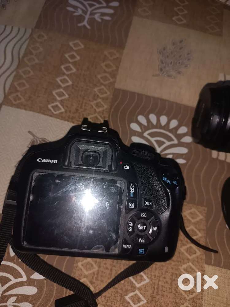 Canon EOS 1200D