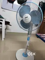 Usha table fan