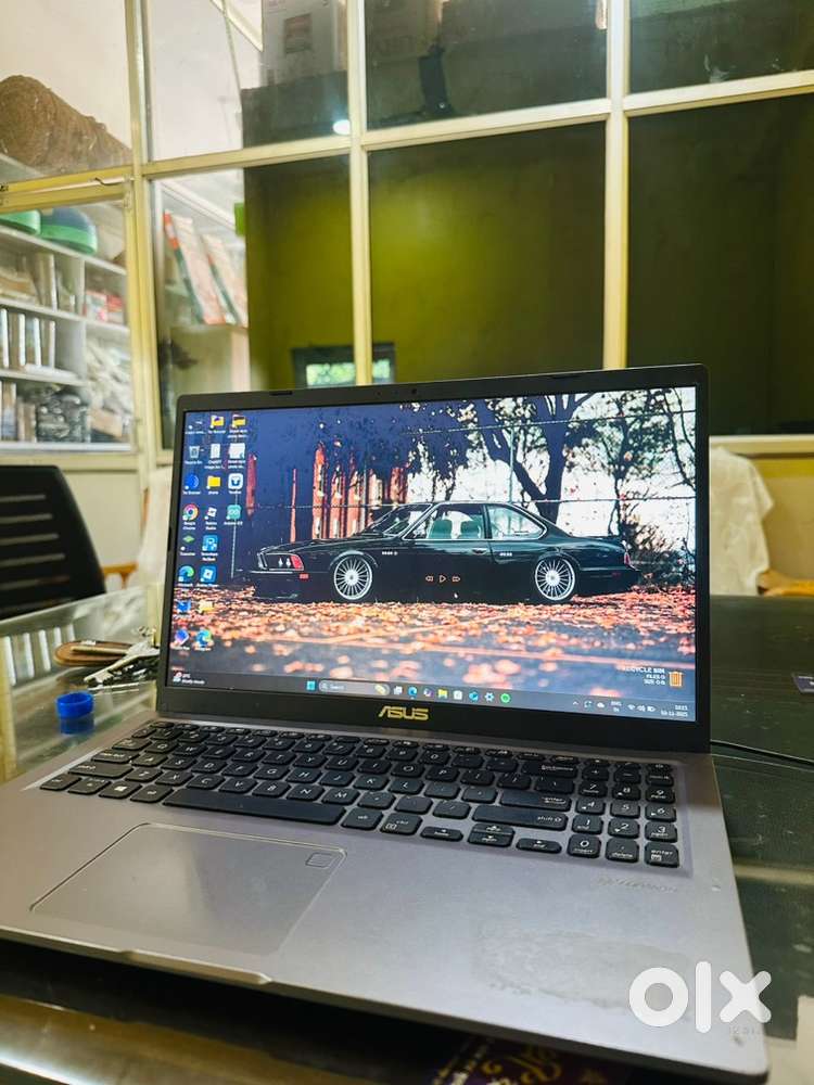 Asus i3 laptop