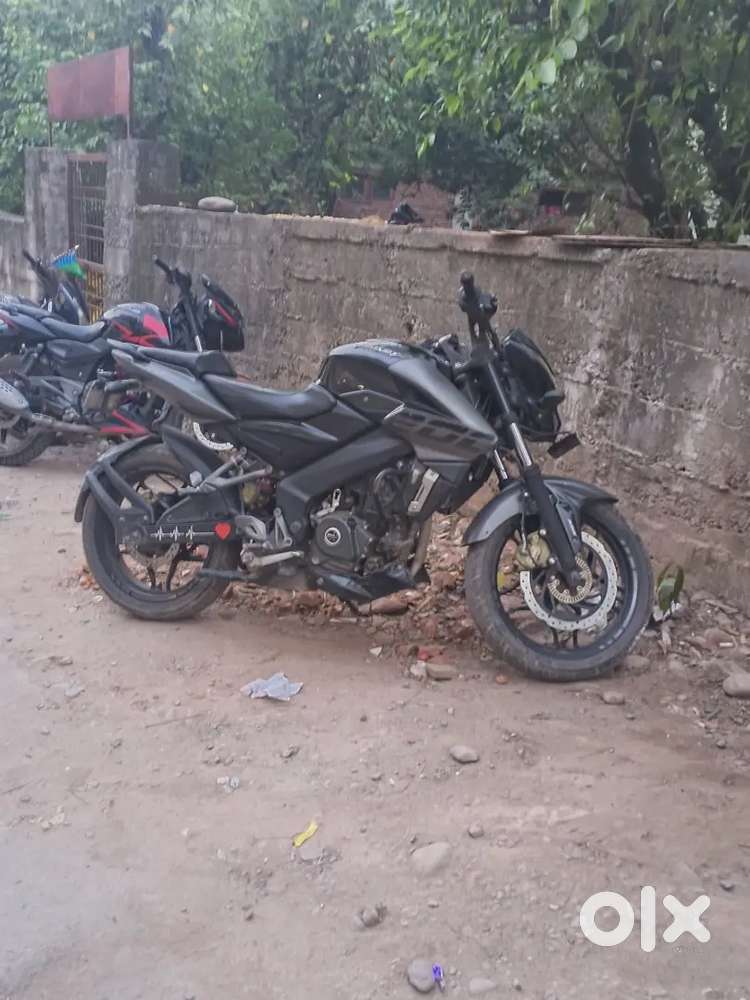 NS 200 BS6