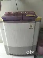 LG 7.5 kg semi-automatic washing machine