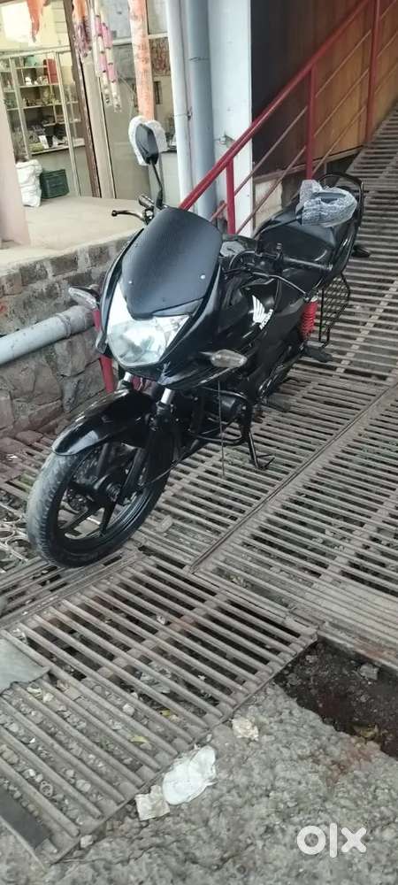 Single handed and first owner