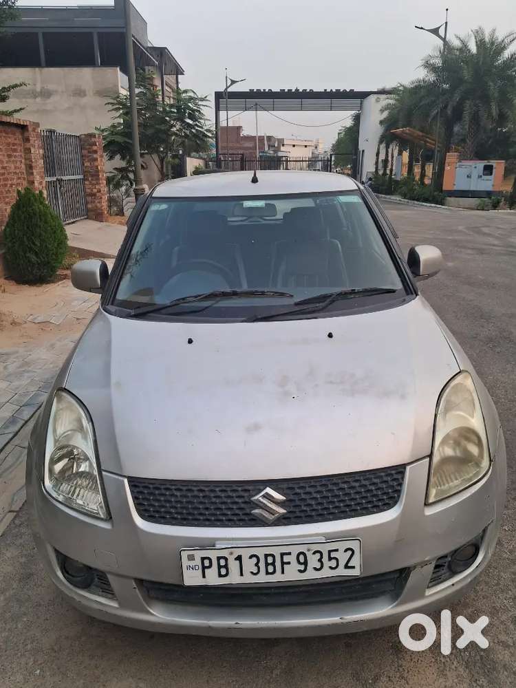 Maruti Suzuki Swift 2010 Diesel 128000 Km Driven