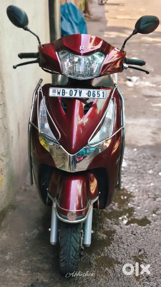 1year old good condition scooty