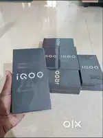 IQOO Z10 SEALED 8/256 gb Black and Silver