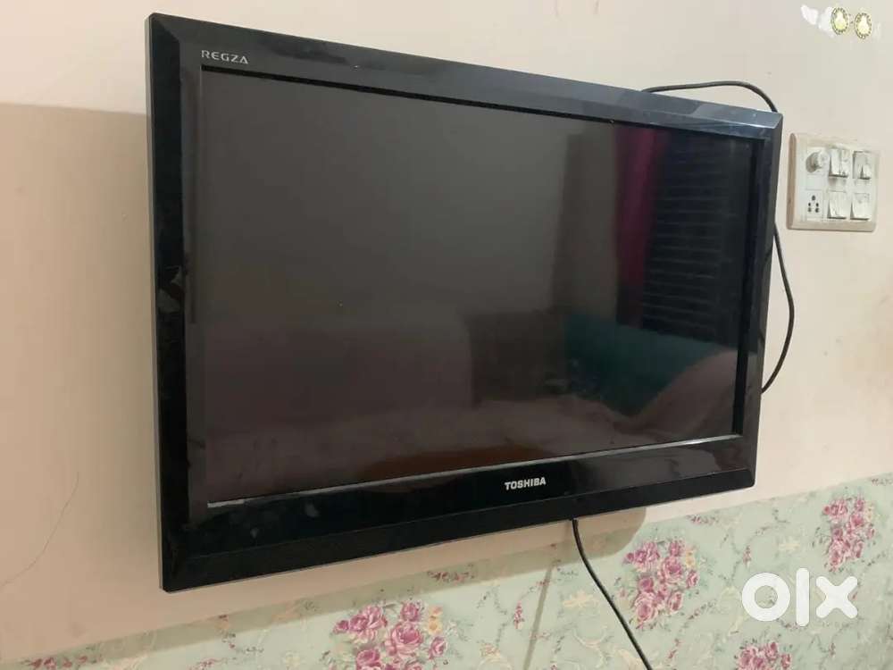 TOSHIBA TV