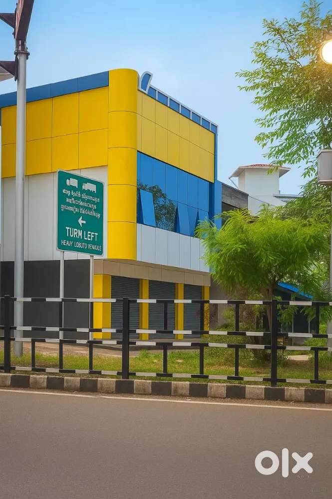 Adoor Center Toll, Opposite Gandhi Statue