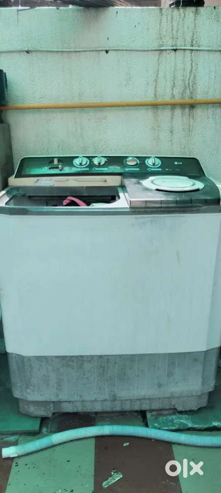 LG WASHING MACHINE 8.5 KG