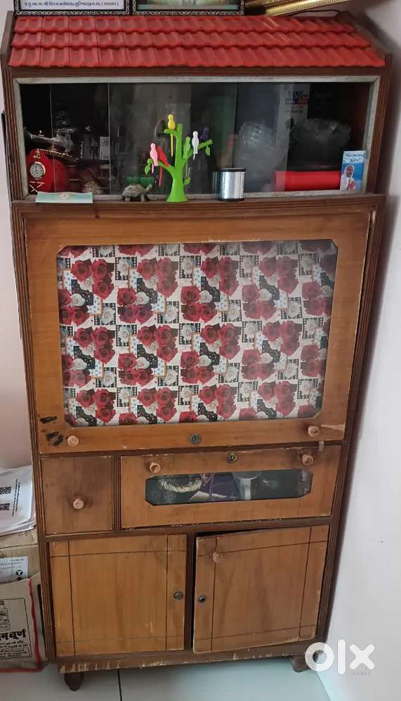 TV unit - Showcase