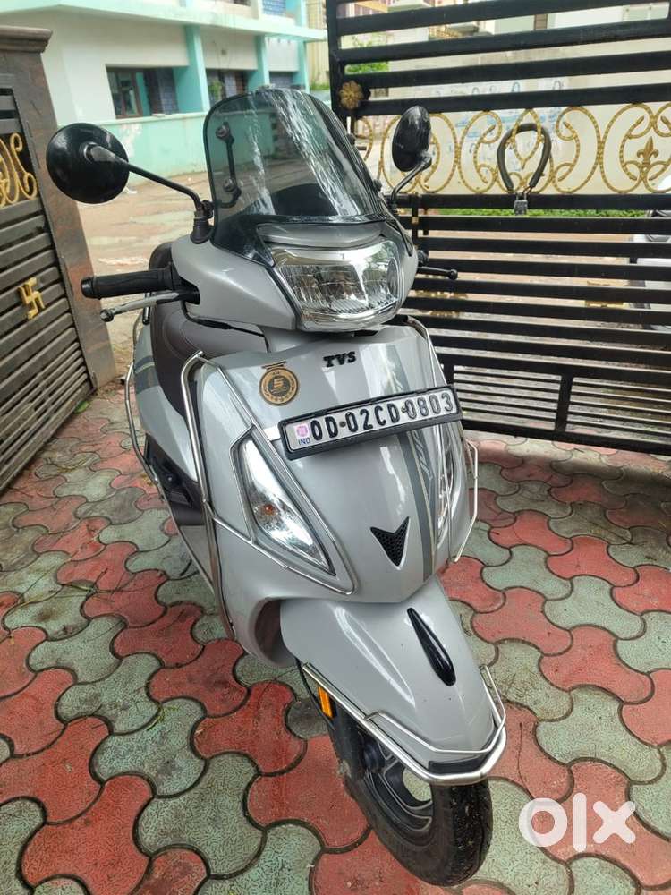 TVS Jupiter Classic (Premium Variant)