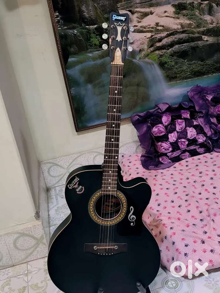 Givson guitar sale Karna hai