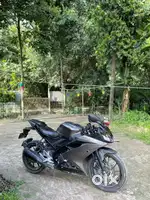 R15 bs6 model for urgent sale