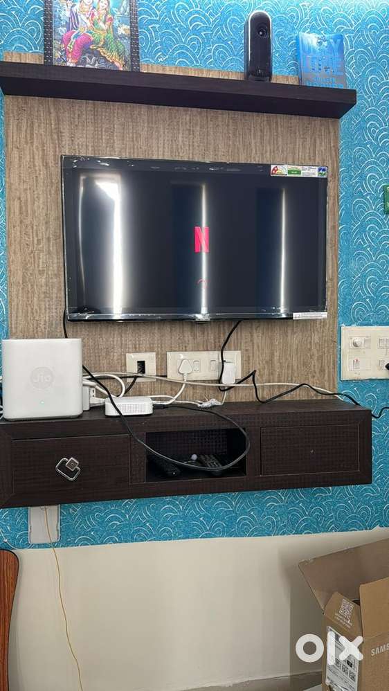 Samsung 32” HD Ready Smart LED TV – Excellent Condition