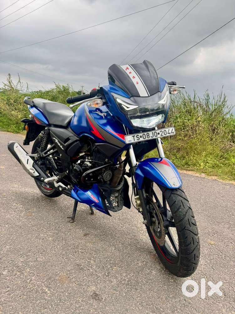 TVS Apache RTR 160 Dual Disk (ABS) - Less Used Bike