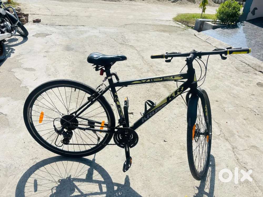Crocs cycle in new condition