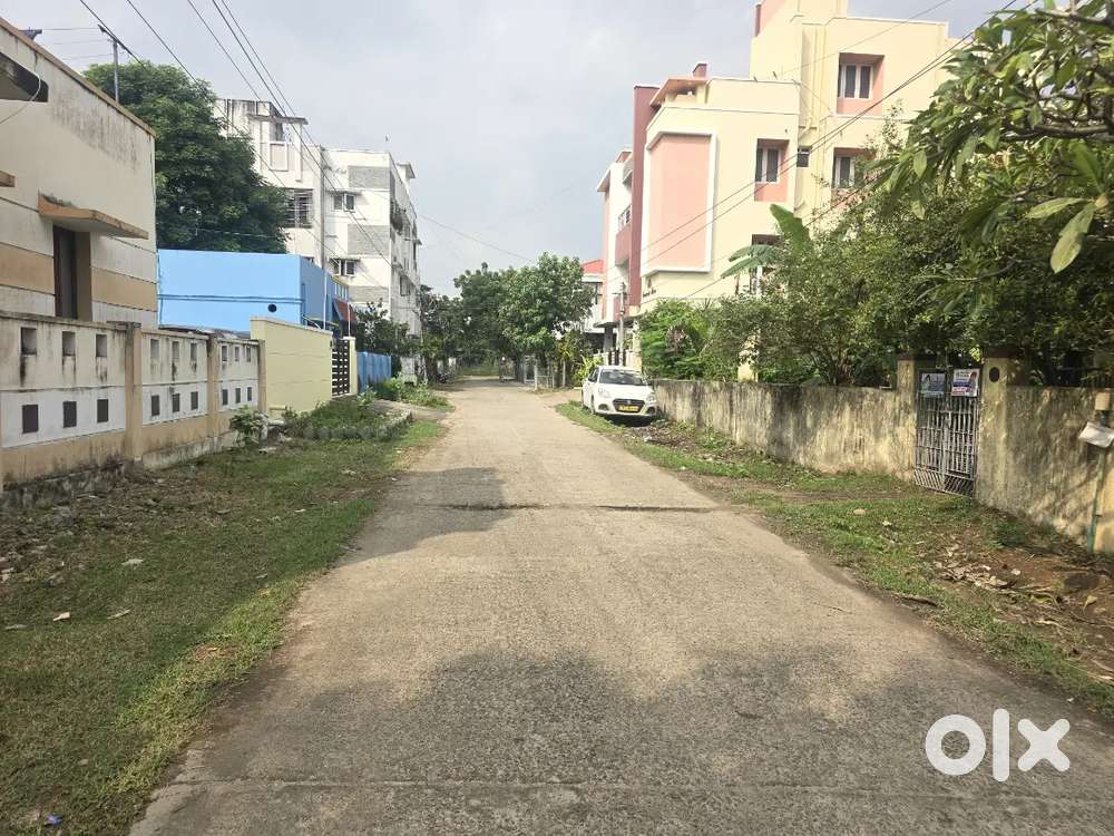 Medavakkam vignarajapuram land 1300soft cmda approved North facing