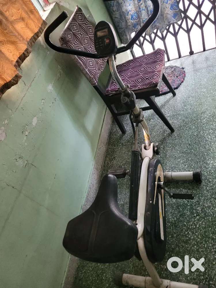 Exercise cycle Avon