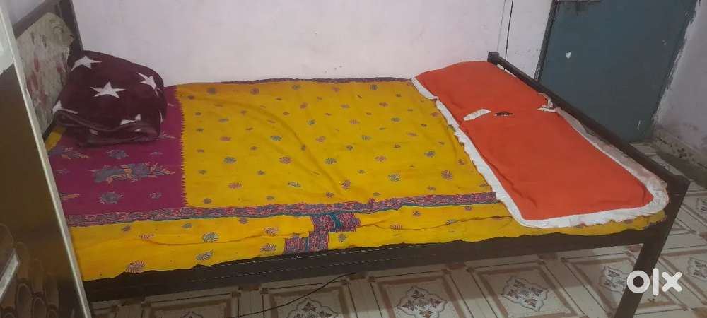 લોખંડની સેટી વેચવાની છે