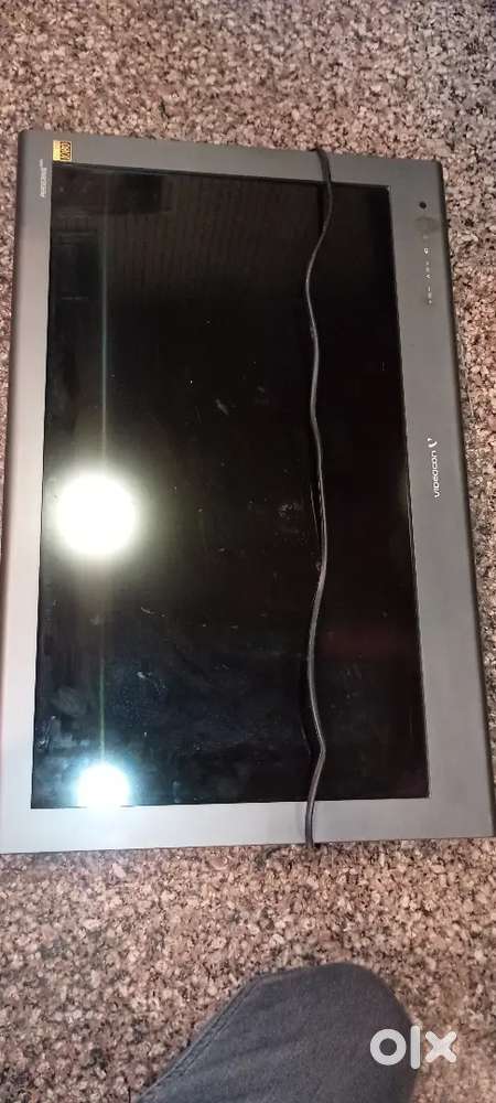 Videocon led tv and sony bluetooth speaker price 15000