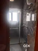 owner free 2 bedroom 2bath lobby