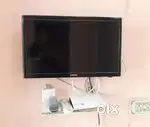 Sleek n Compact Samsung 30 FHD LED TV IPS panel with USB n HDMI 1080p