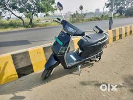 Bgauss B8 1 year & 10 months( electric scooty with very good condition
