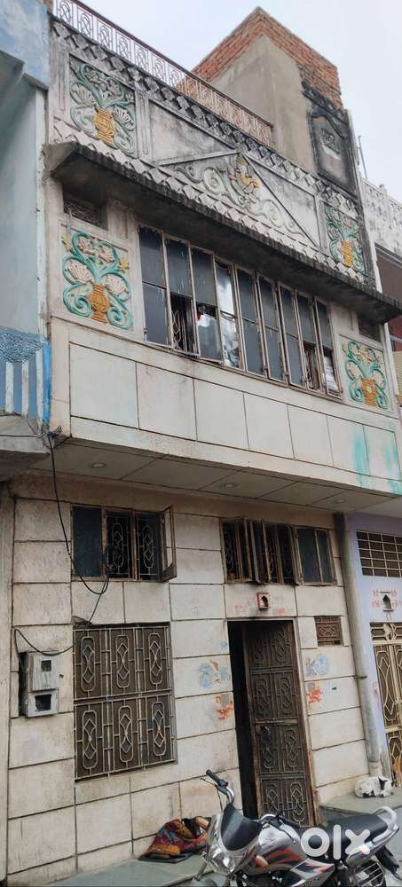 North facing frot of garden 100 meter away nh11 delhi highway