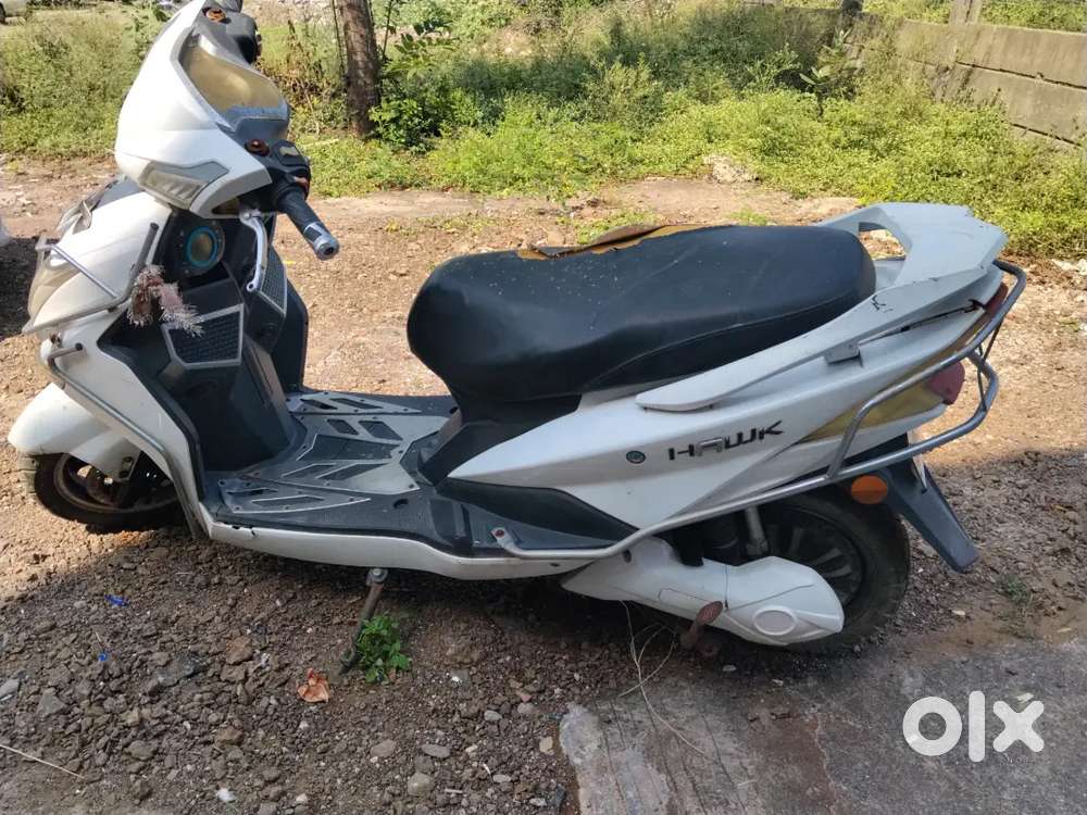 Electreca vehicle hawk