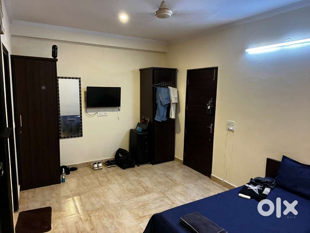 Studio apartment , Need 1 female roommate