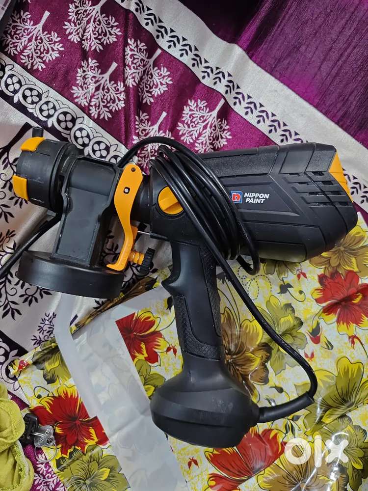 Electric spray paint gun machine