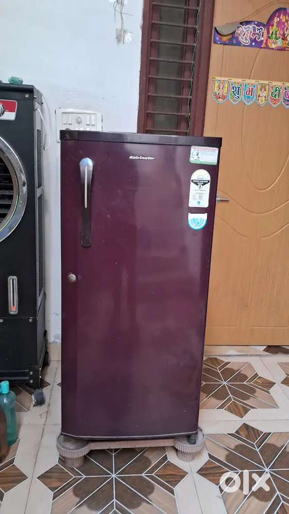Kelvinator fridge very good condition running good