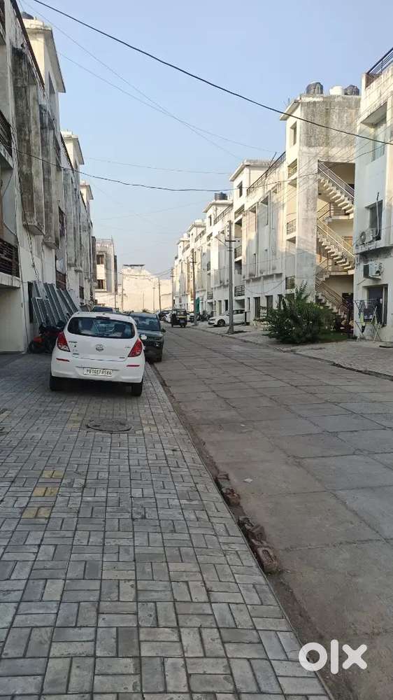 2bhk resale flat ground floor only in 16 lacs