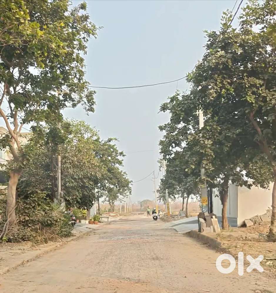 Prime Location 14 Marla (358 gaj) plot Sale in HSVP Sector-27