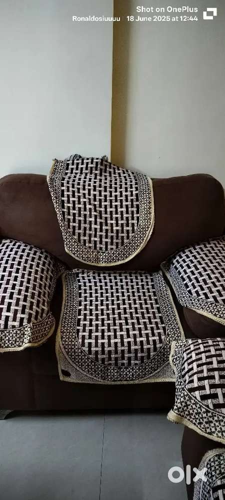 3+1+1 seater royal sofa