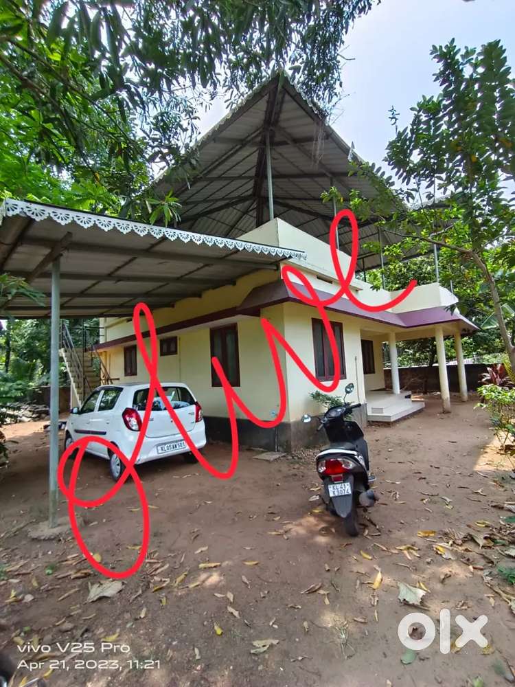 Aluva Keezhmad 3bhk Independent house for rent