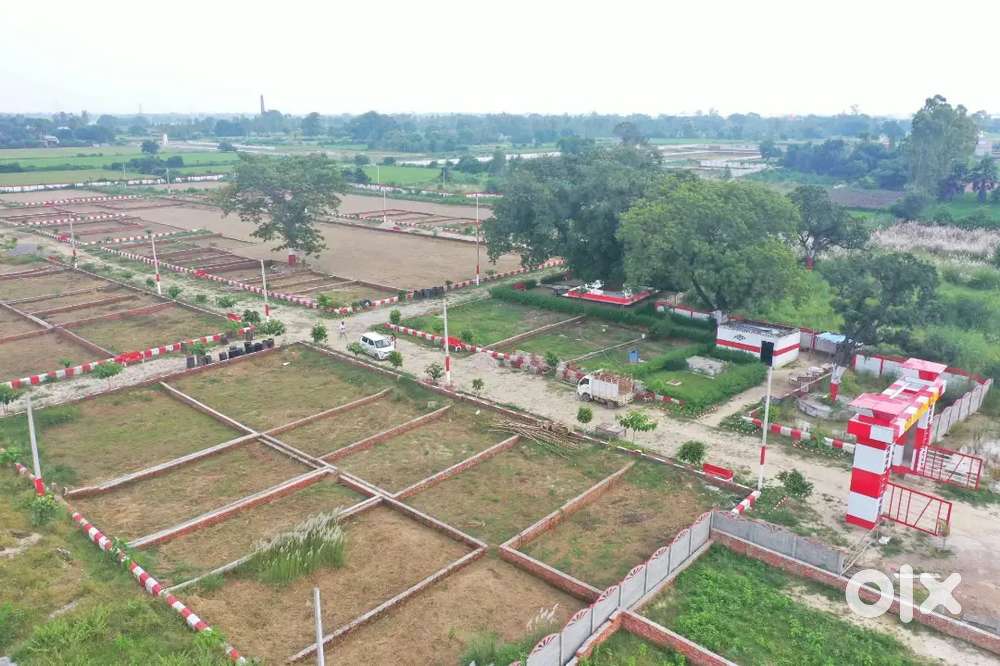 गोसाईगंज मार्केट के आस पास छोटे बड़े प्लाट उपलब्ध बुलडोजर से मुक्त