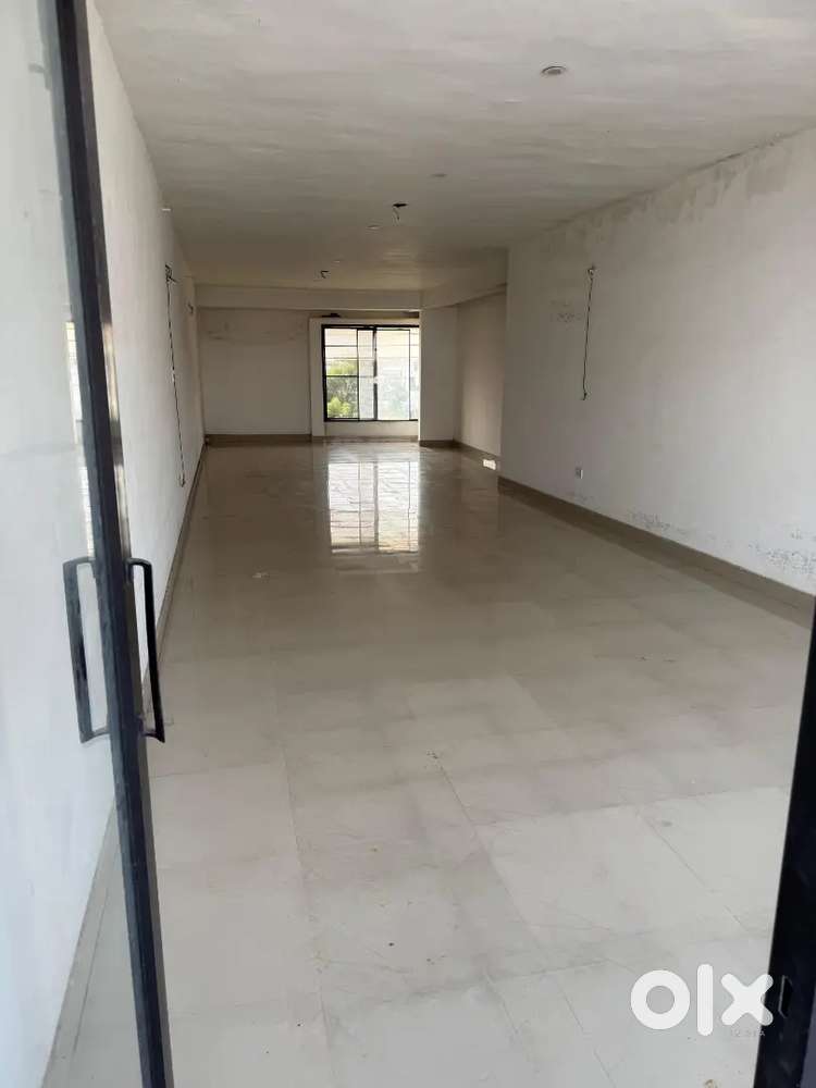 4000 SQFT Commercial Approved Building on Rent in Sainik colony