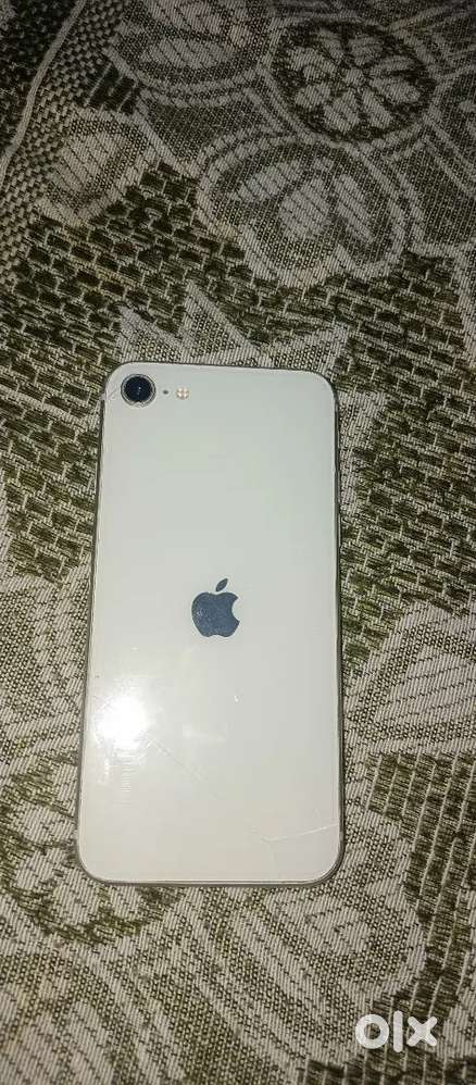 I phone SE 3 5G 64GB 1 year old 2024 model