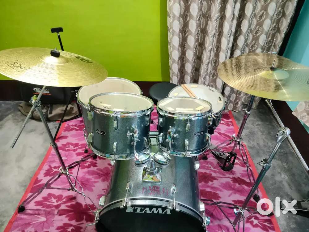 Tama drum kit