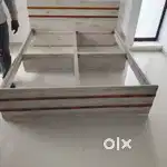 NEW 5X6 QUEEN SIZE NON STORAGE BED AVAILABLE IN BEST PRICE