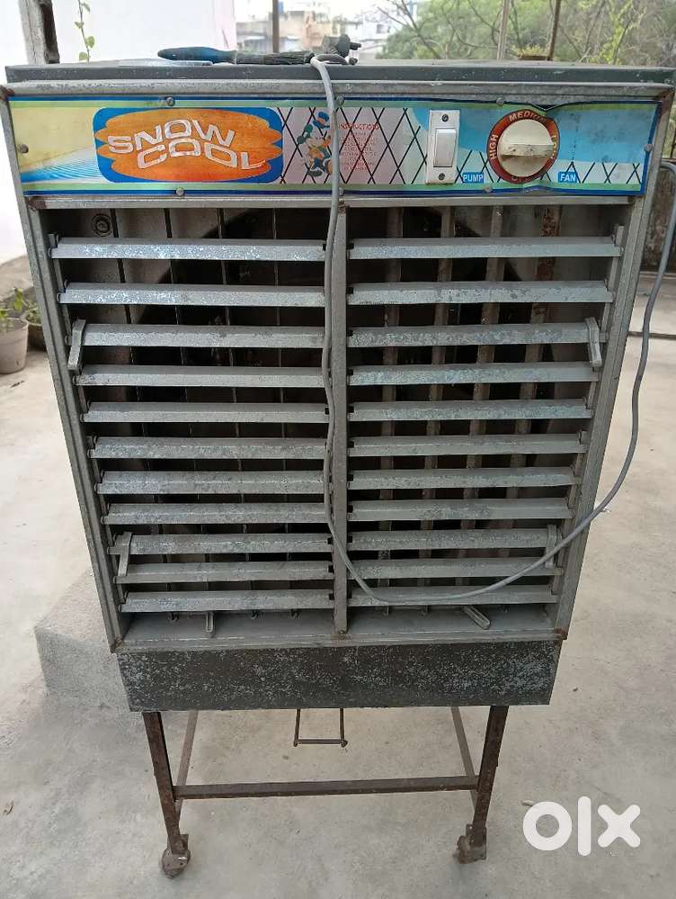 Medium size Cooler