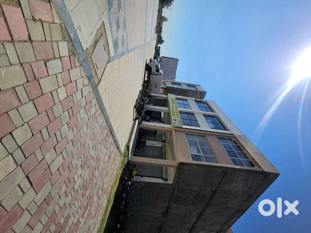 Built-up Sco  Flat For Sale in Omaxe Phase 1 New Chandigarh.