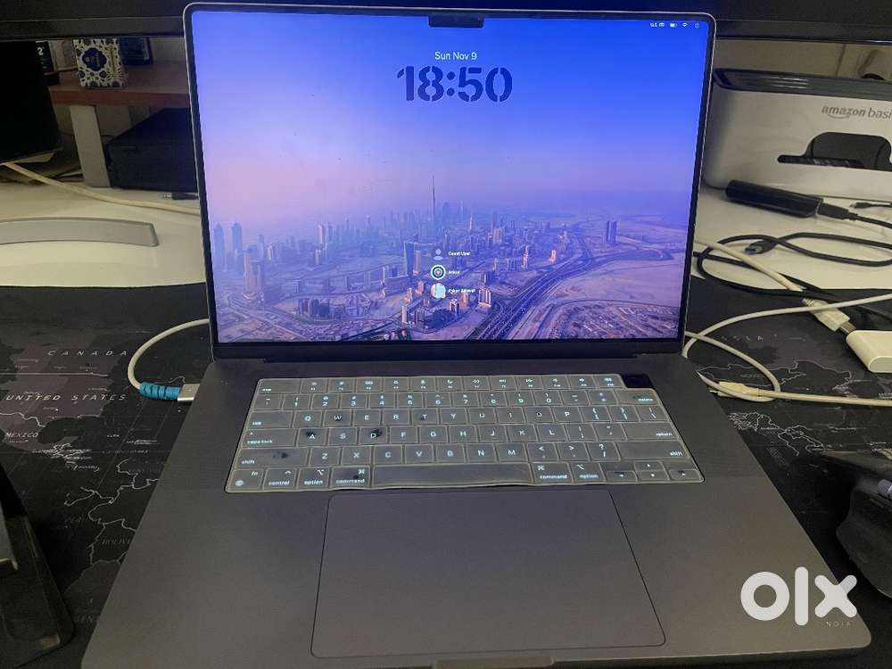 MacBook Pro M1 MAX (32GB / 1TB)