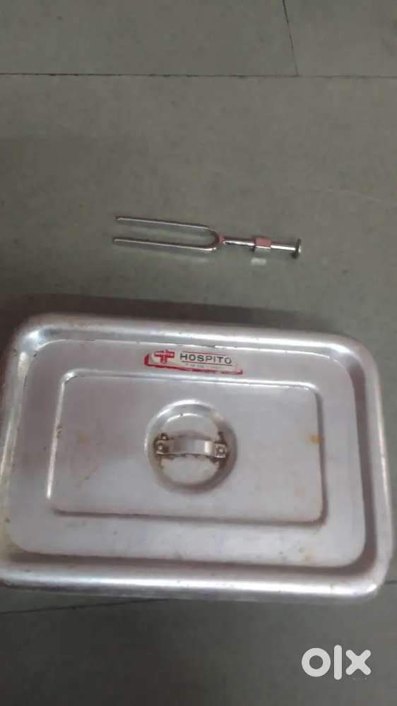 Surgical  box instrument and tunning fork