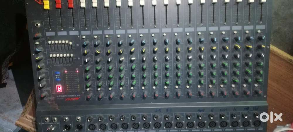 Music 16 channel mixer