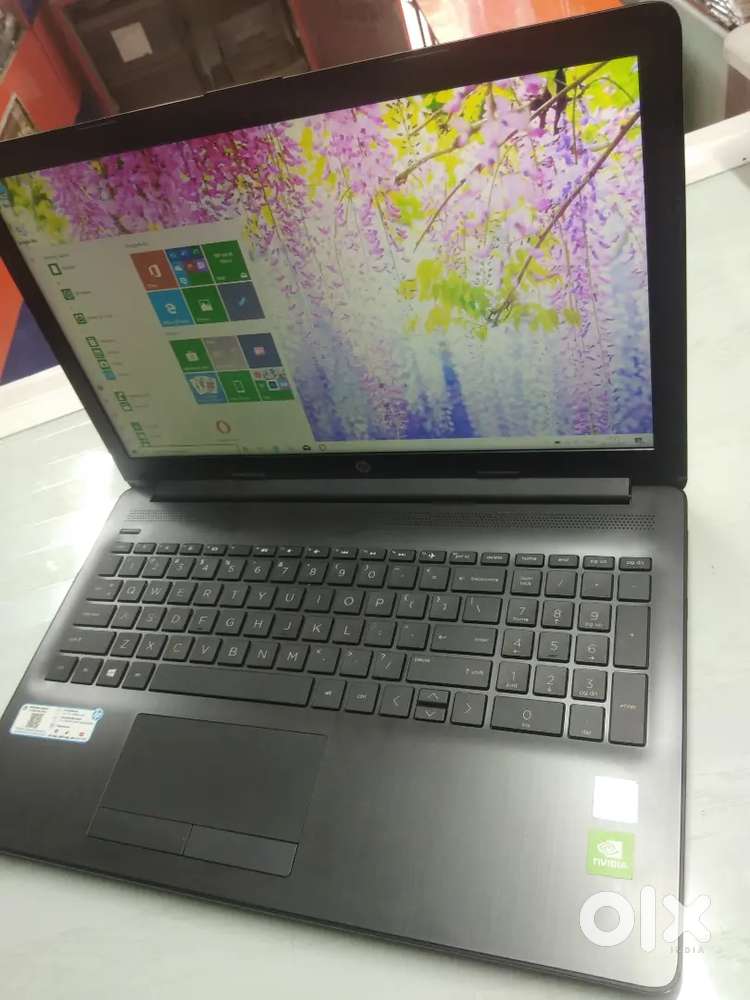 hp 7th gen i3  laptop/8GB RAM/SSD 128GB+1TB/2GB graphics/15.6 inches