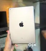 IPAD 5TH GEN 32GB STORAGE ONLY WIFI CONDITION GOOD WITH ADAPTOR CABLE