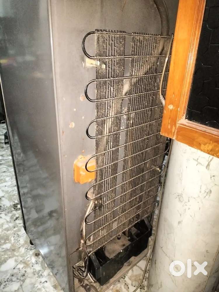 Whirlpool 310 lt model 2010